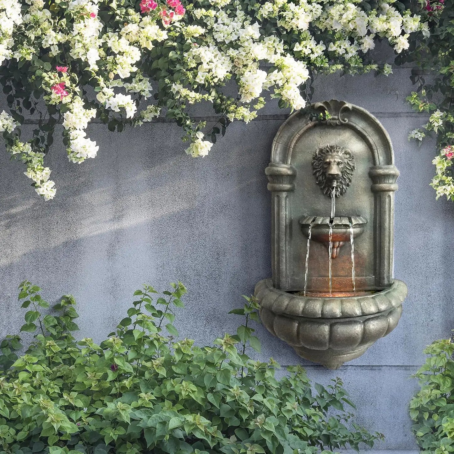 Antique Bronze Wall Mounted Lion Head LED Outdoor Water Fountain