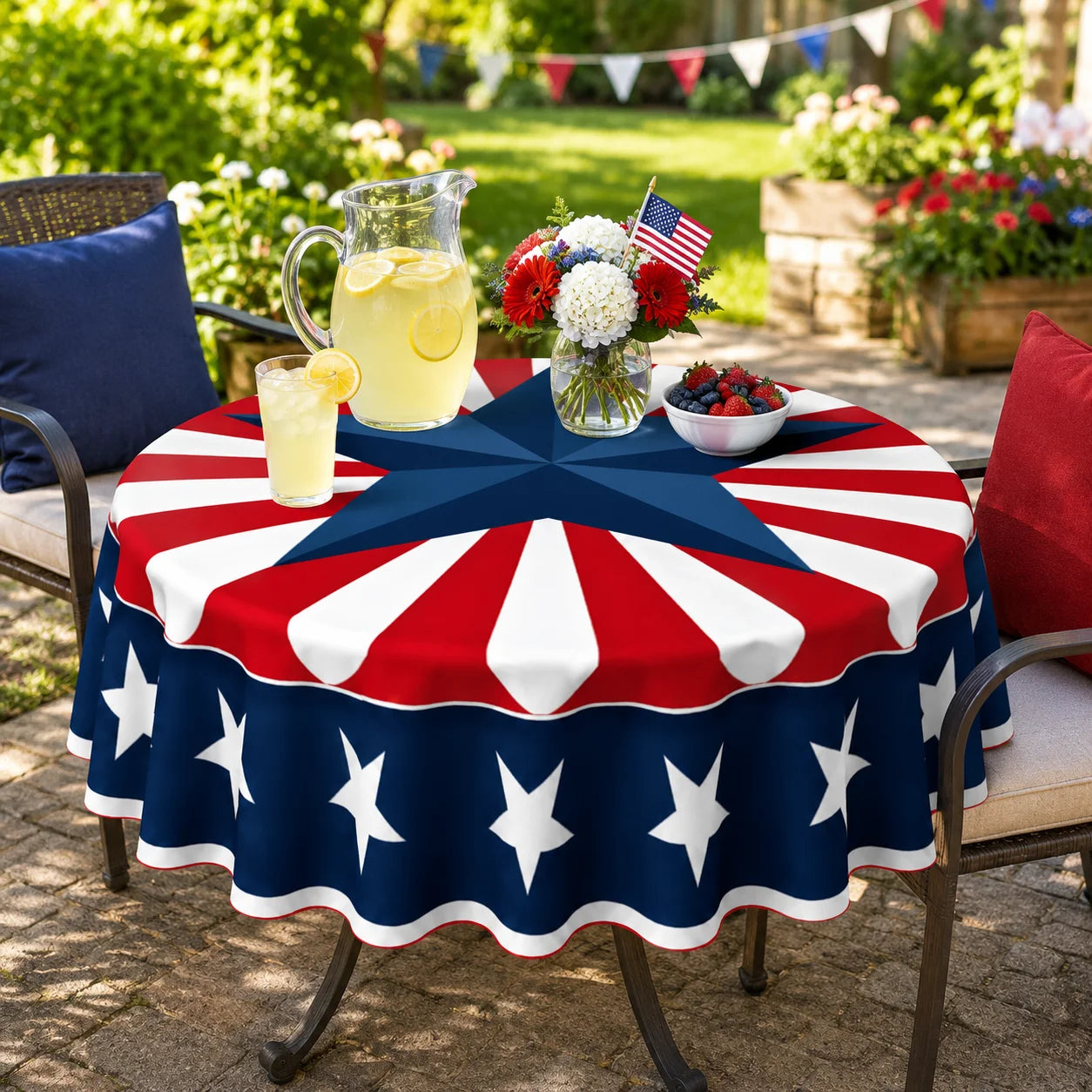 Patriotic Round Tablecloth With Star Stripes Print
