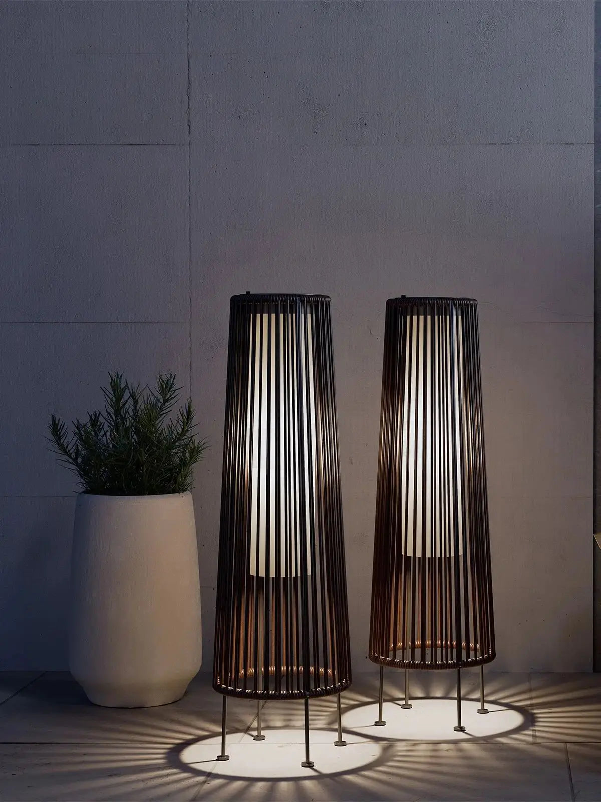 Grand Patio Wicker Solar Floor Lamp Outdoor Deck and Garden Light
