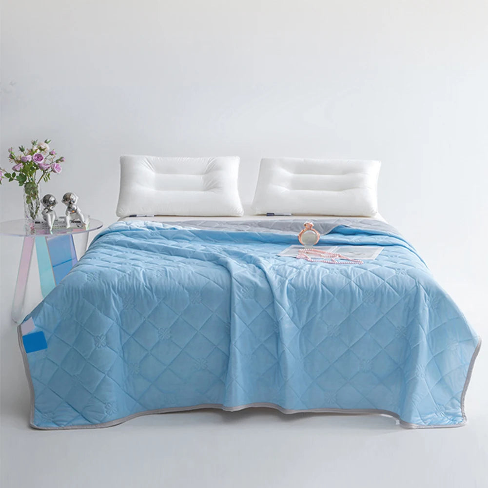 Alloet Summer Cooling Comforter Lightweight Breathable Bedding